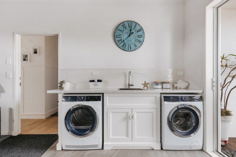 Photo of property in 46 Cassinia Close, Papamoa Beach, Papamoa, 3118