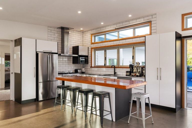 Photo of property in 11 Beach Cove, Wainui, Gisborne, 4010