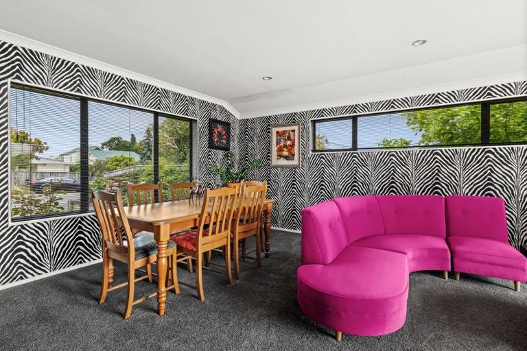 Photo of property in 28 Guthrie Road, Havelock North, 4130