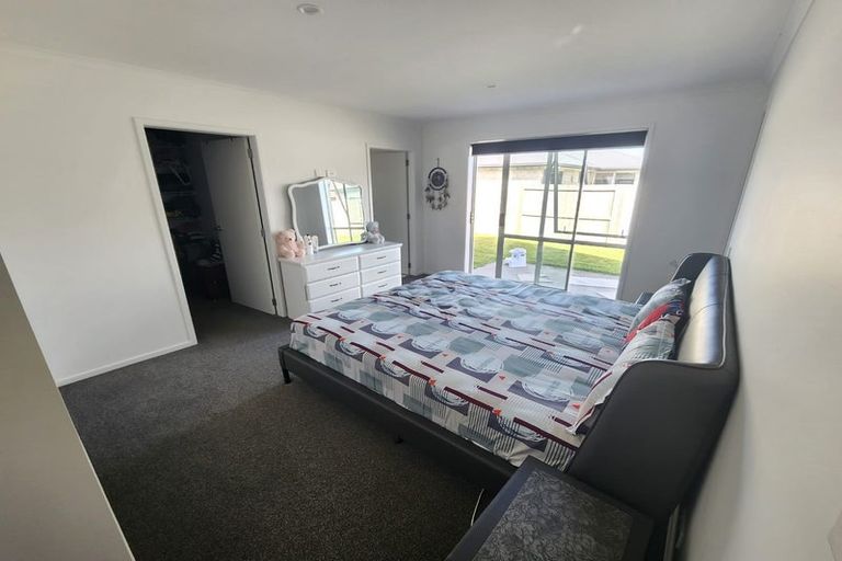 Photo of property in 19 Naeo Close, Papamoa Beach, Papamoa, 3118