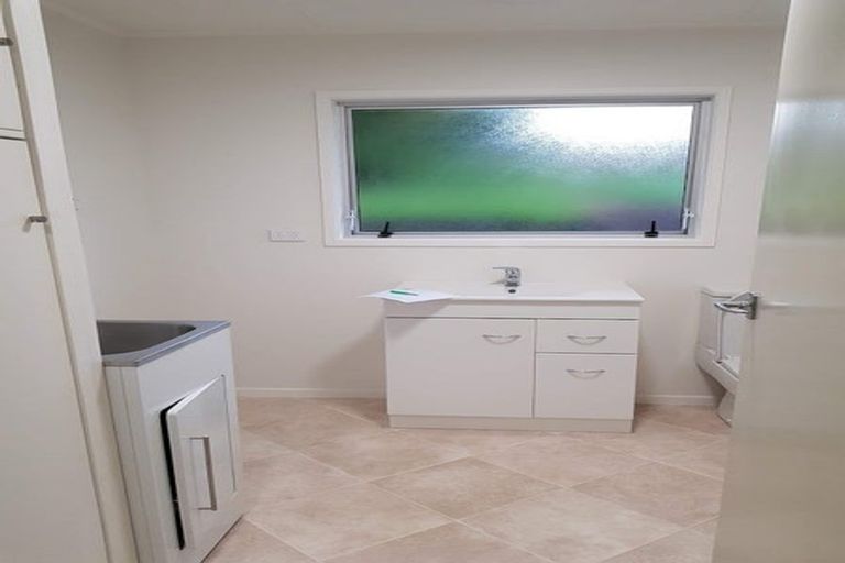 Photo of property in 1/17a Ambler Avenue, Glen Eden, Auckland, 0602