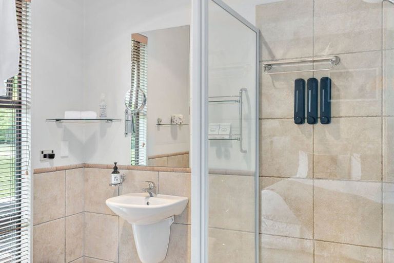 Photo of property in 672 Ballantyne Road, Wanaka, 9382