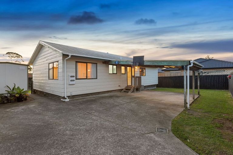 Photo of property in 5a Arney Road, Ranui, Auckland, 0612