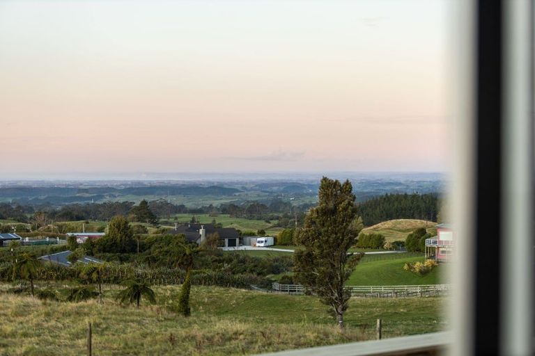 Photo of property in 1568 Carrington Road, Hurworth, New Plymouth, 4371