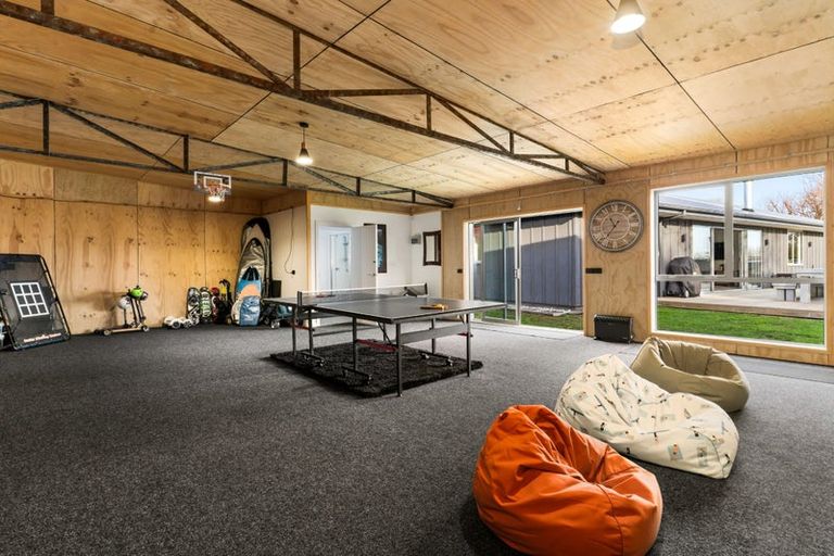 Photo of property in 4 Waikuku Beach Road, Waikuku Beach, 7473