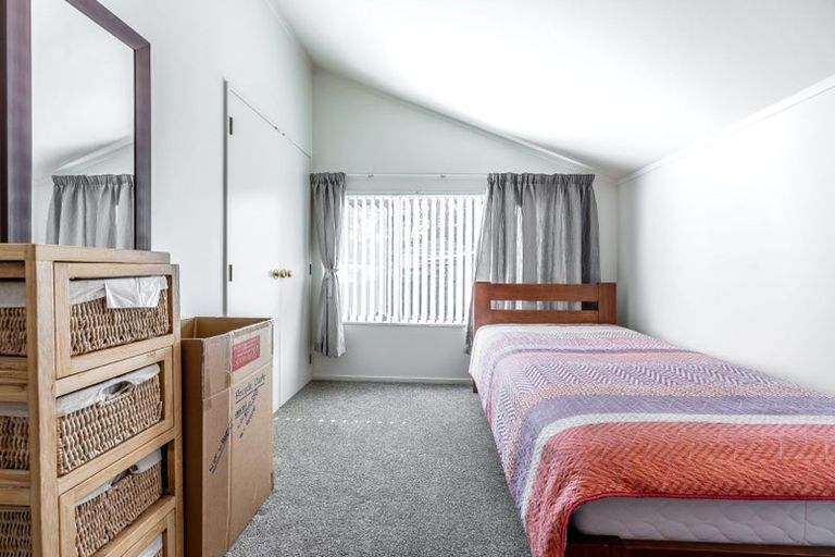 Photo of property in 1/31 William Souter Street, Forrest Hill, Auckland, 0620