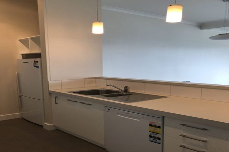 Photo of property in 7 Oriental Terrace, Oriental Bay, Wellington, 6011