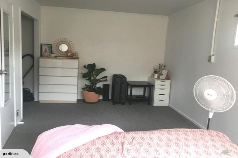 Photo of property in 2/30 Harwood Road, Mount Wellington, Auckland, 1060