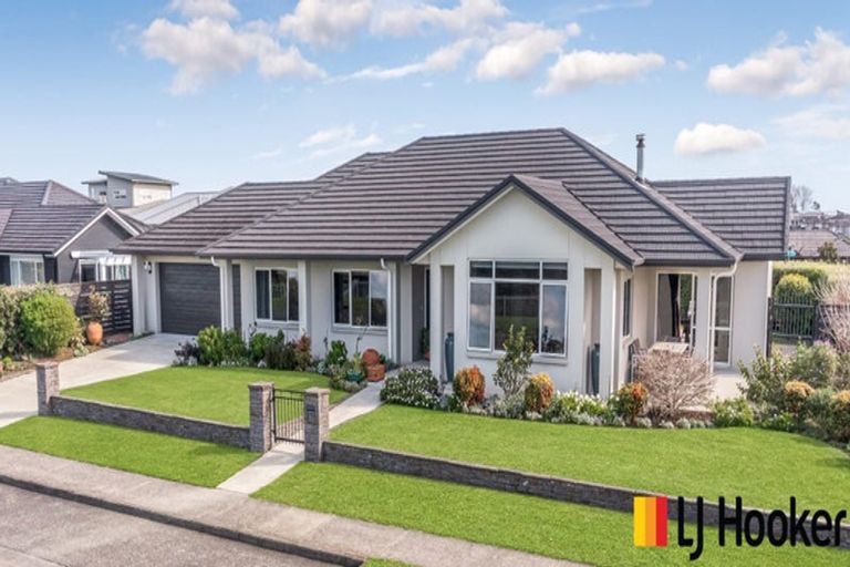 Photo of property in 24 William Andrew Road, Pukekohe, 2120