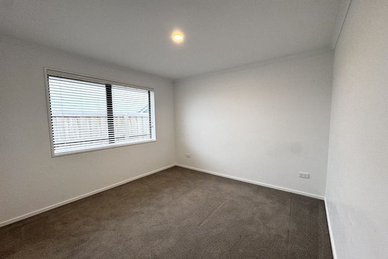 Photo of property in 5 Chambers Avenue, Woodend, 7610