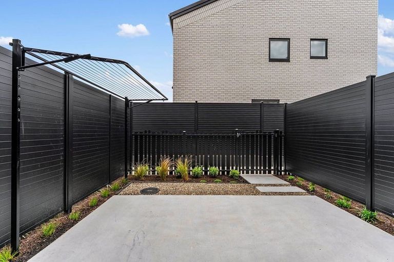 Photo of property in 5 Erina Road, Wiri, Auckland, 2104