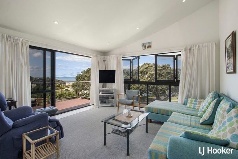 Photo of property in 19 Beach Road, Waihi Beach, 3611