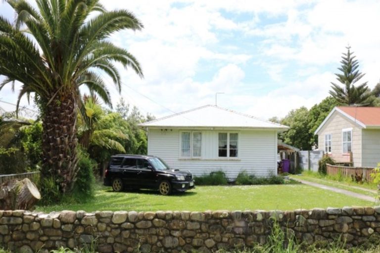 Photo of property in 59 Stout Street, Shannon, 4821