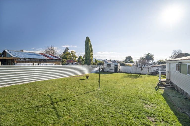 Photo of property in 6 Porikapa Road, Owhata, Rotorua, 3010