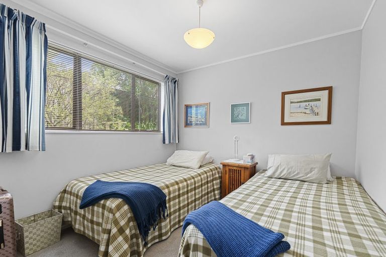 Photo of property in 6a Spencer Place, Merrilands, New Plymouth, 4312
