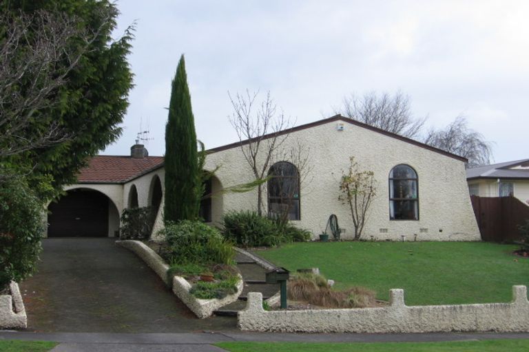 Photo of property in 34 Escort Grove, Awapuni, Palmerston North, 4412