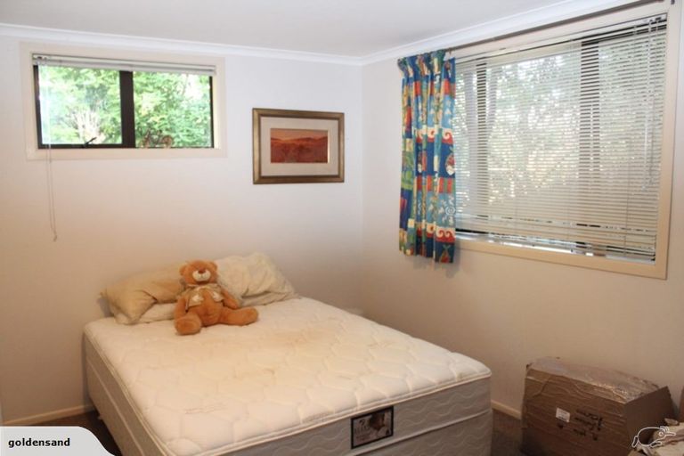 Photo of property in 14 Walter Macdonald Street, Howick, Auckland, 2014