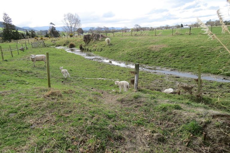 Photo of property in 76 Hakataramea Highway, Waimate, 7977