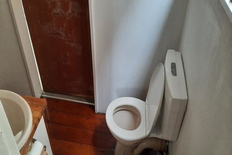 Photo of property in 22 Aro Street, Aro Valley, Wellington, 6021