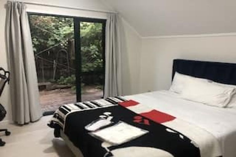 Photo of property in 15 Harley Road, Takapuna, Auckland, 0622
