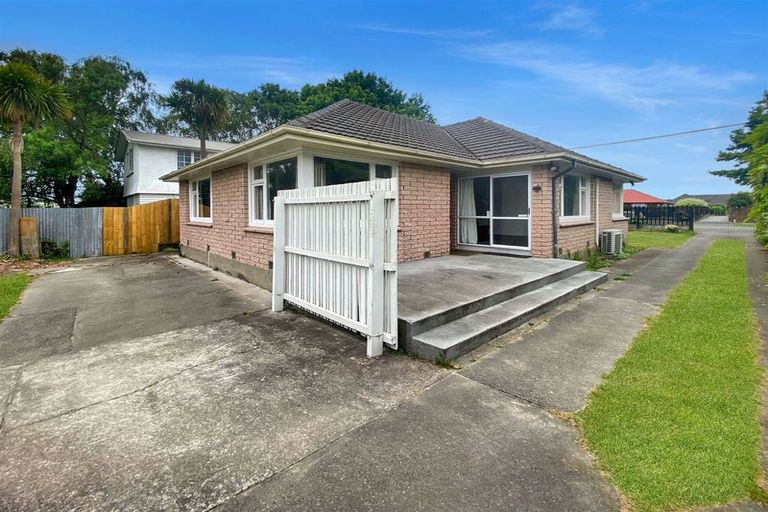 Photo of property in 84 Merrin Street, Avonhead, Christchurch, 8042