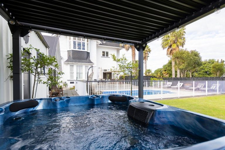 Photo of property in 4 Clifford Street, Whataupoko, Gisborne, 4010