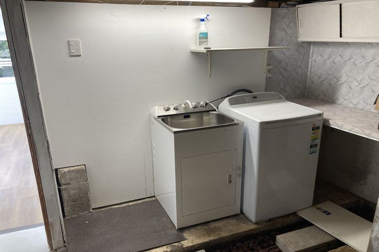 Photo of property in 23 Eban Avenue, Hillcrest, Auckland, 0627