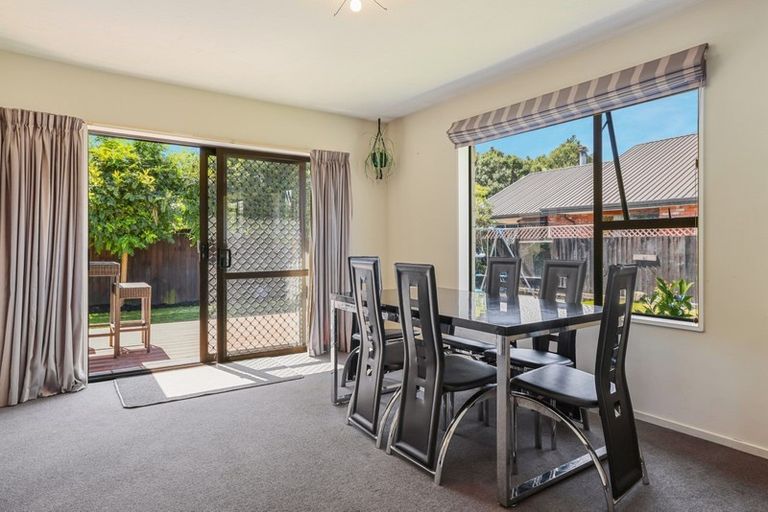 Photo of property in 34 Lowry Avenue, Redwood, Christchurch, 8051