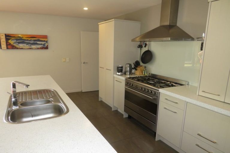 Photo of property in 14 Heritage Close, Whitianga, 3510