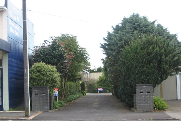 Photo of property in 60b Govett Avenue, Frankleigh Park, New Plymouth, 4310