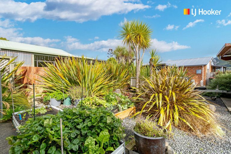 Photo of property in 327 Pine Hill Road, Liberton, Dunedin, 9010