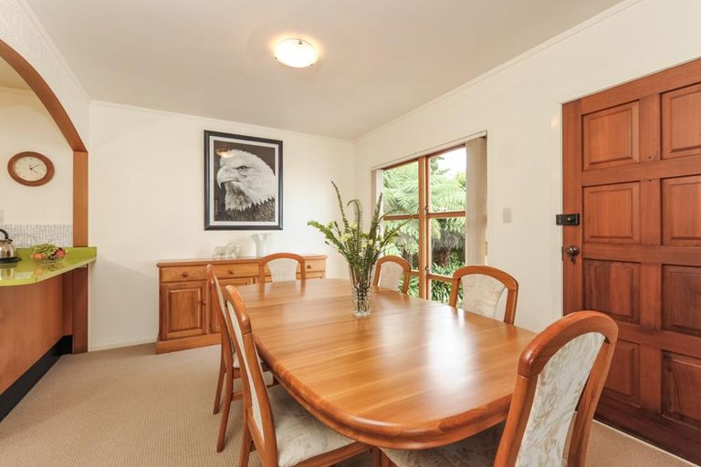 Photo of property in 33 Lookout Drive, Laingholm, Auckland, 0604