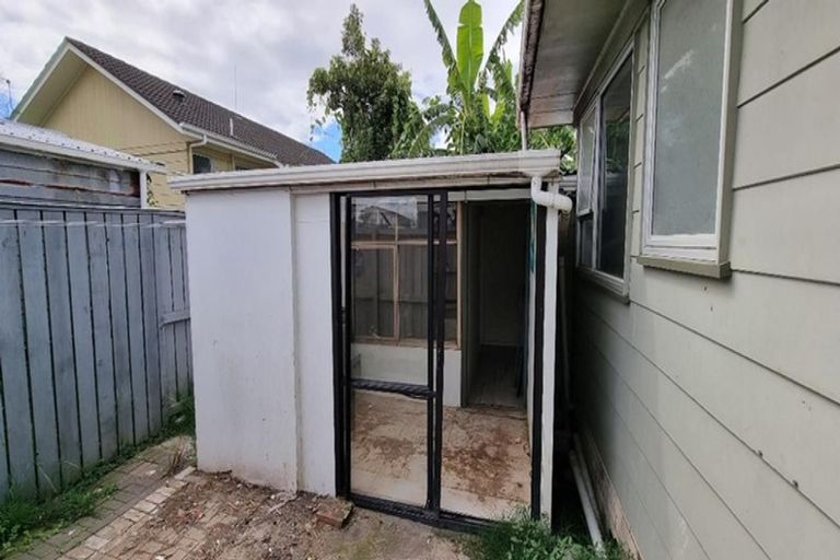 Photo of property in 2/91 Hillcrest Road, Papatoetoe, Auckland, 2025