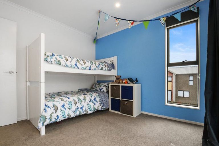 Photo of property in 18 Ringa Matau Road, Hobsonville, Auckland, 0616