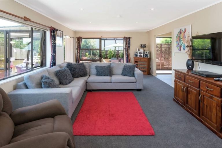 Photo of property in 1/14 Chip Grove, Sunnyhills, Auckland, 2010