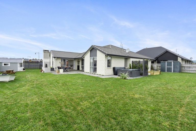 Photo of property in 49 Jarrett Terrace, Leamington, Cambridge, 3432