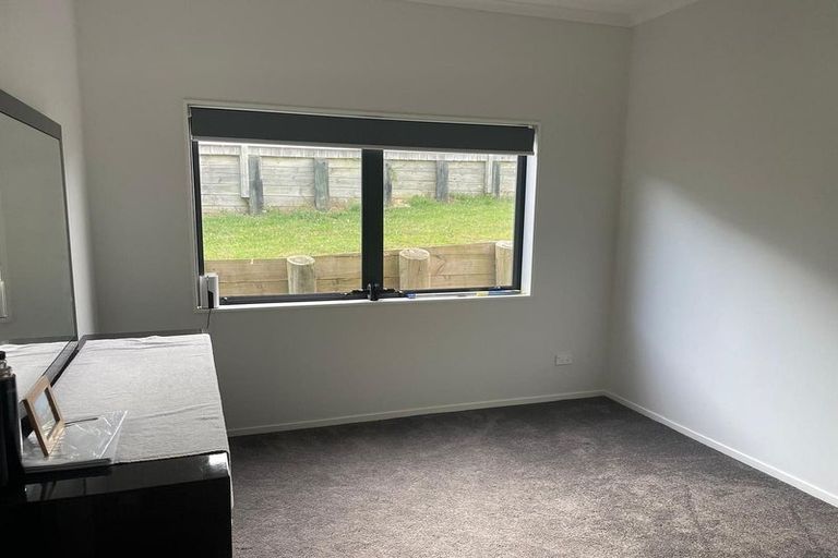 Photo of property in 2 Ulcoats Lane, Pokeno, 2402