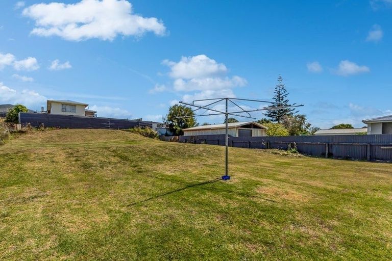 Photo of property in 63 Thatcher Street, Castlecliff, Whanganui, 4501