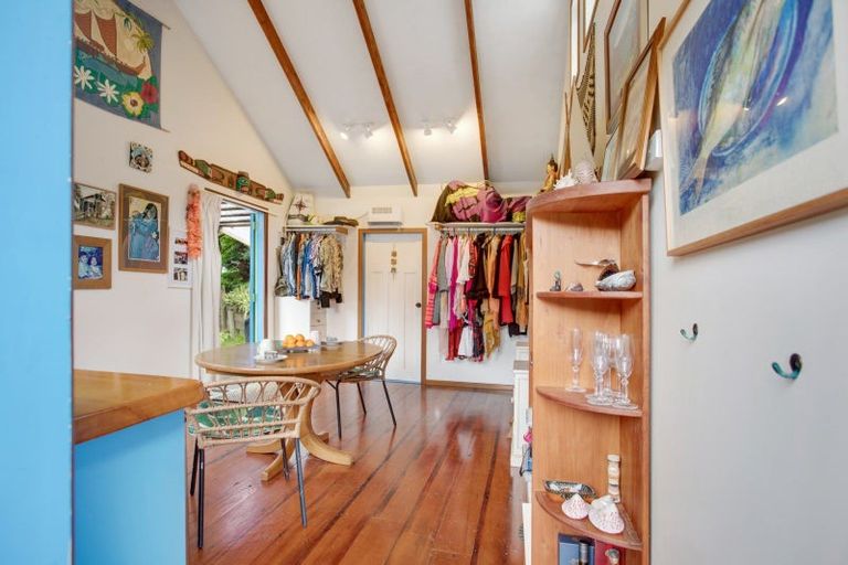 Photo of property in 24 Florance Avenue, Russell, 0202