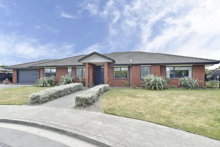 Photo of property in 6 Hampstead Close, Rangiora, 7400