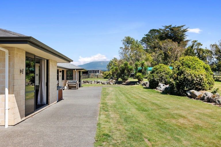 Photo of property in 350 Bedford Road, Kaimiro, Inglewood, 4386
