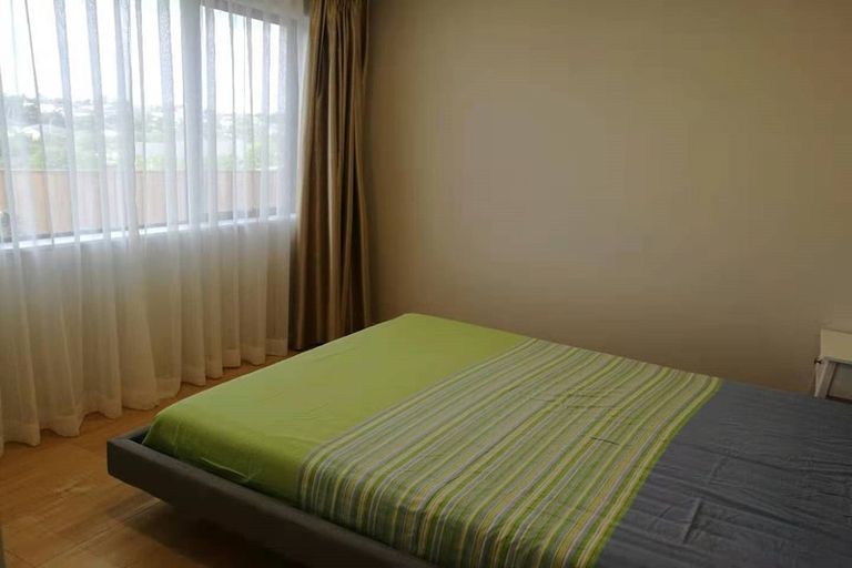 Photo of property in 29 Para Close, Fairview Heights, Auckland, 0632