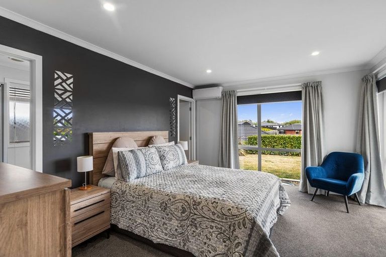 Photo of property in 12 Bragato Way, Te Kauwhata, 3710