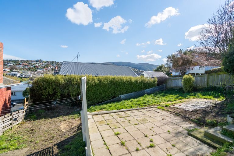 Photo of property in 75 Walton Street, Kaikorai, Dunedin, 9010