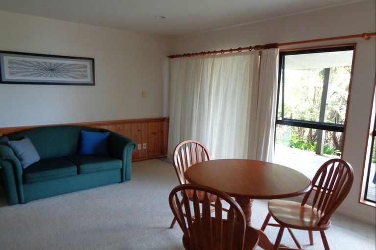 Photo of property in 8 Kaha Place, Russell, 0272