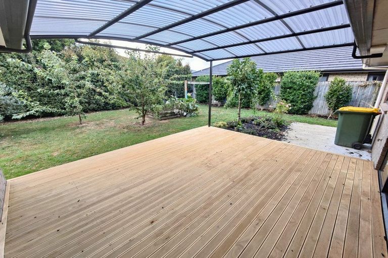 Photo of property in 16 Trauzer Place, Flagstaff, Hamilton, 3210