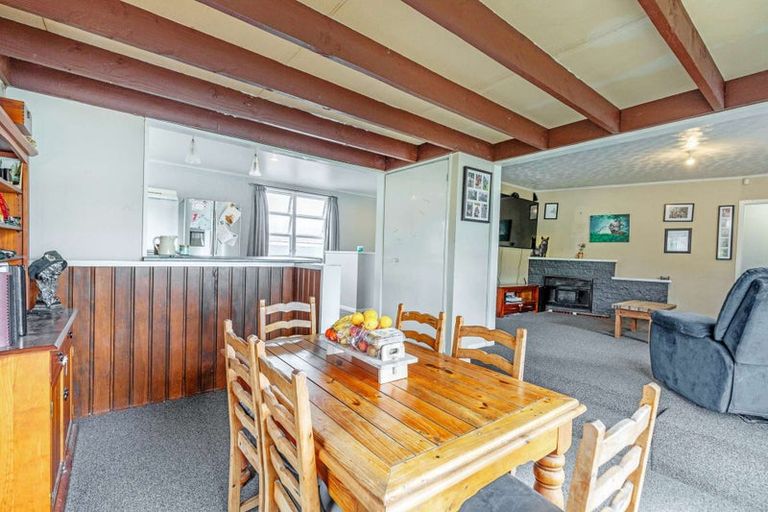 Photo of property in 10 Broadhead Avenue, Tawhero, Whanganui, 4501