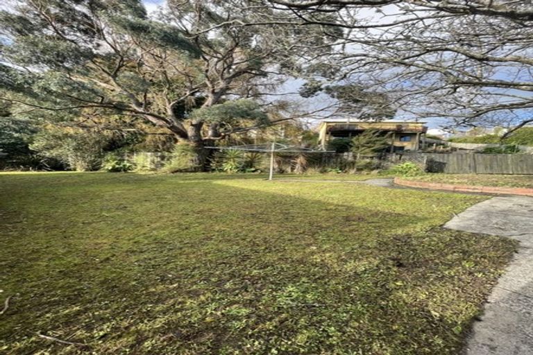 Photo of property in 49 Postgate Drive, Whitby, Porirua, 5024