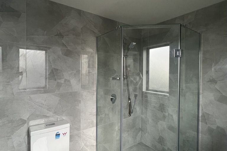 Photo of property in 94a Swanson Road, Henderson, Auckland, 0610