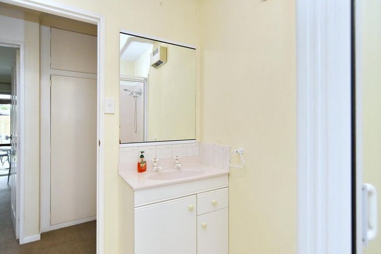 Photo of property in 1/10 Rachel Place, Avonhead, Christchurch, 8042